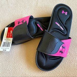 NWT Under Armour Woman's Ignite Pink Black Slides